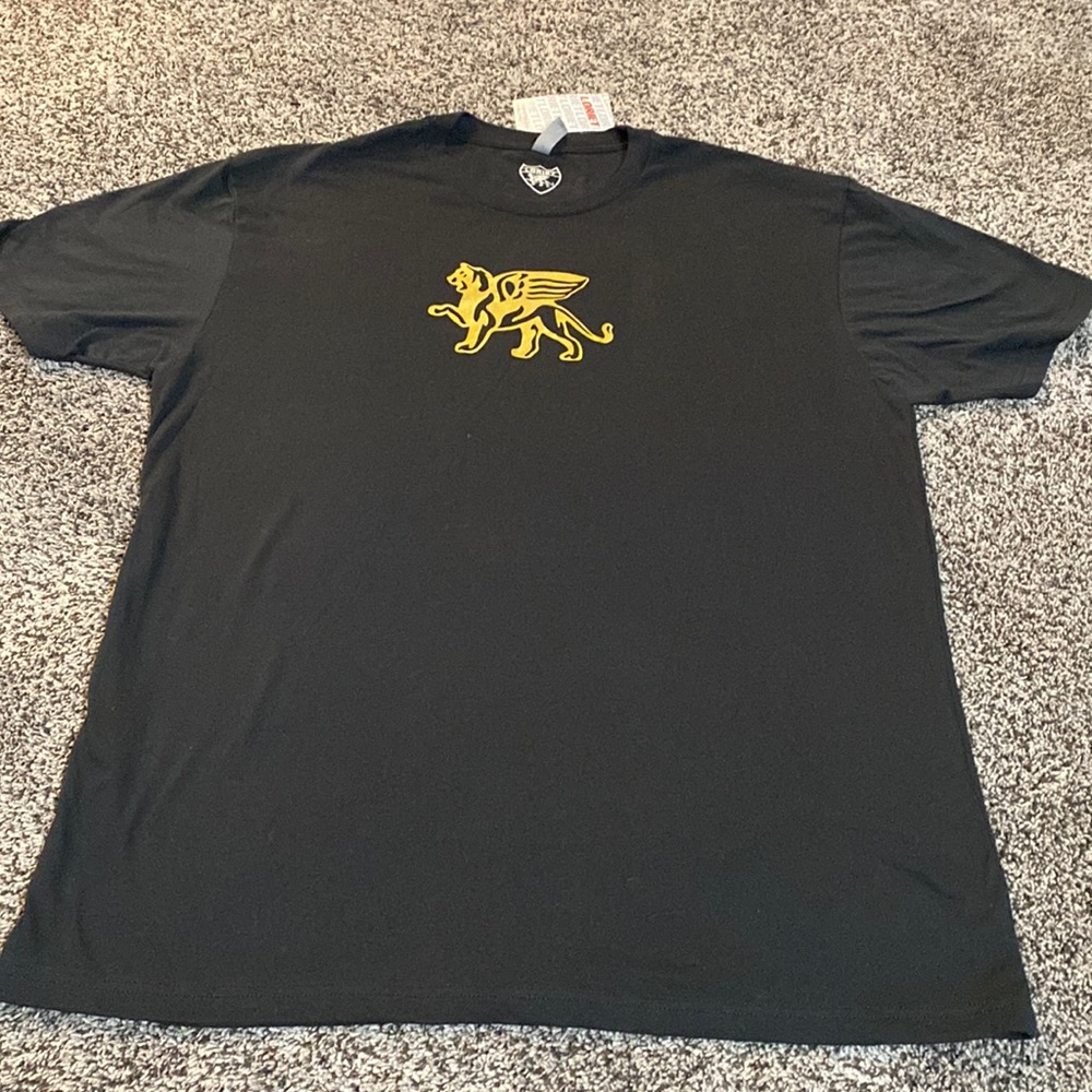 NWT Loriet Tee